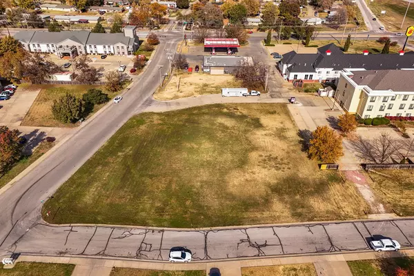 Salina, KS 67401,1+/- Acre on Marcella & Huehl