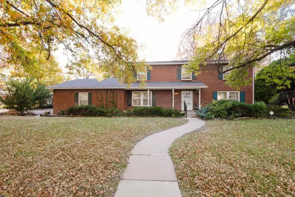 251 N Post Oak, Wichita, KS 67206