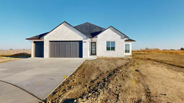 949 N Speyside Cir, Andover, KS 67002