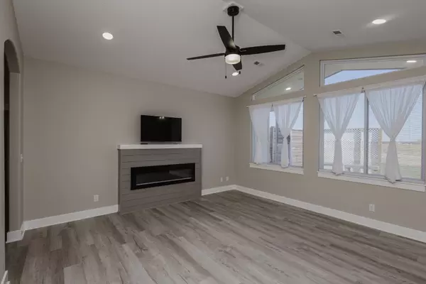 Clearwater, KS 67026,1269 E Park Glen