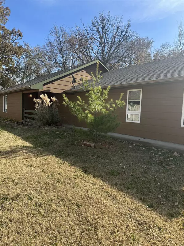606 N Emporia, El Dorado, KS 67042