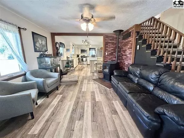 Galva, KS 67443,2352 Comanche Rd