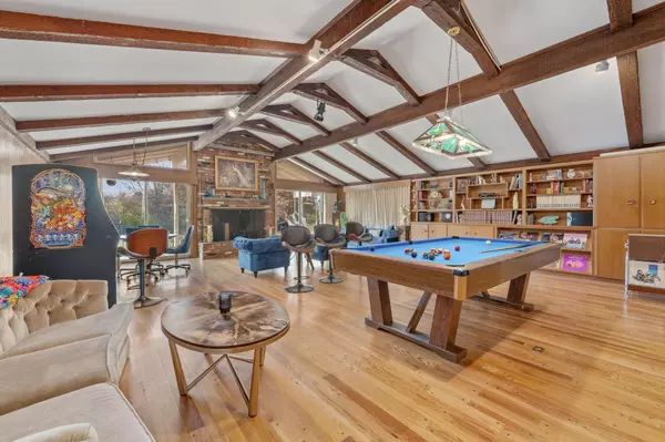 Wichita, KS 67220,4703 Looman St