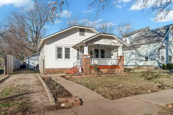 Winfield, KS 67156,1319 John St