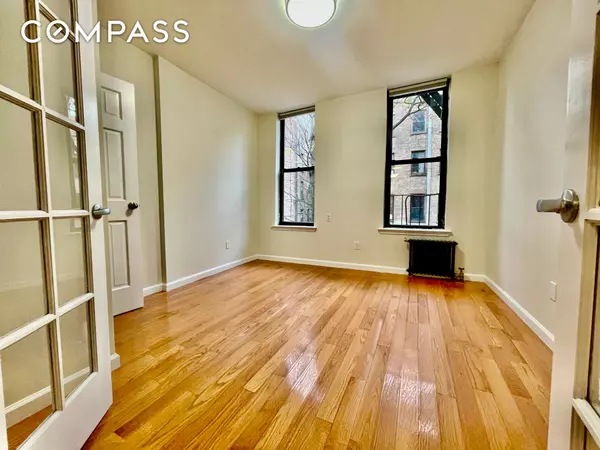 Manhattan, NY 10009,99 Saint Marks Place #2B