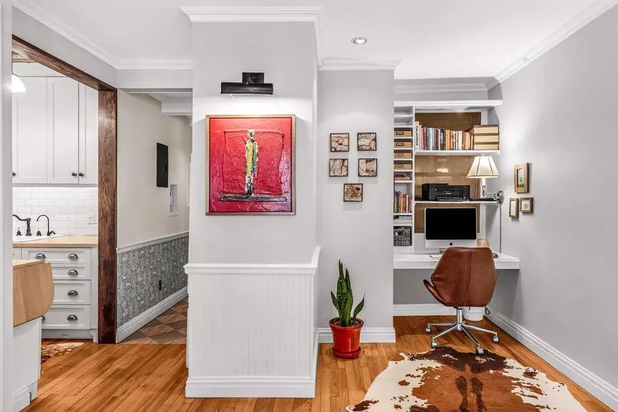 420 W 47th Street #3C, Manhattan, NY 10036