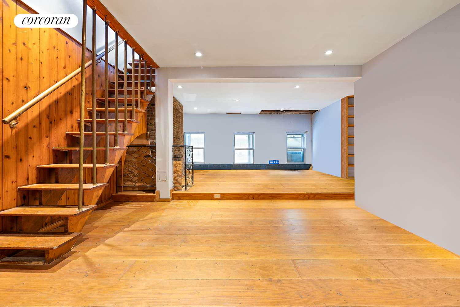 Manhattan, NY 10014,392 WEST Street