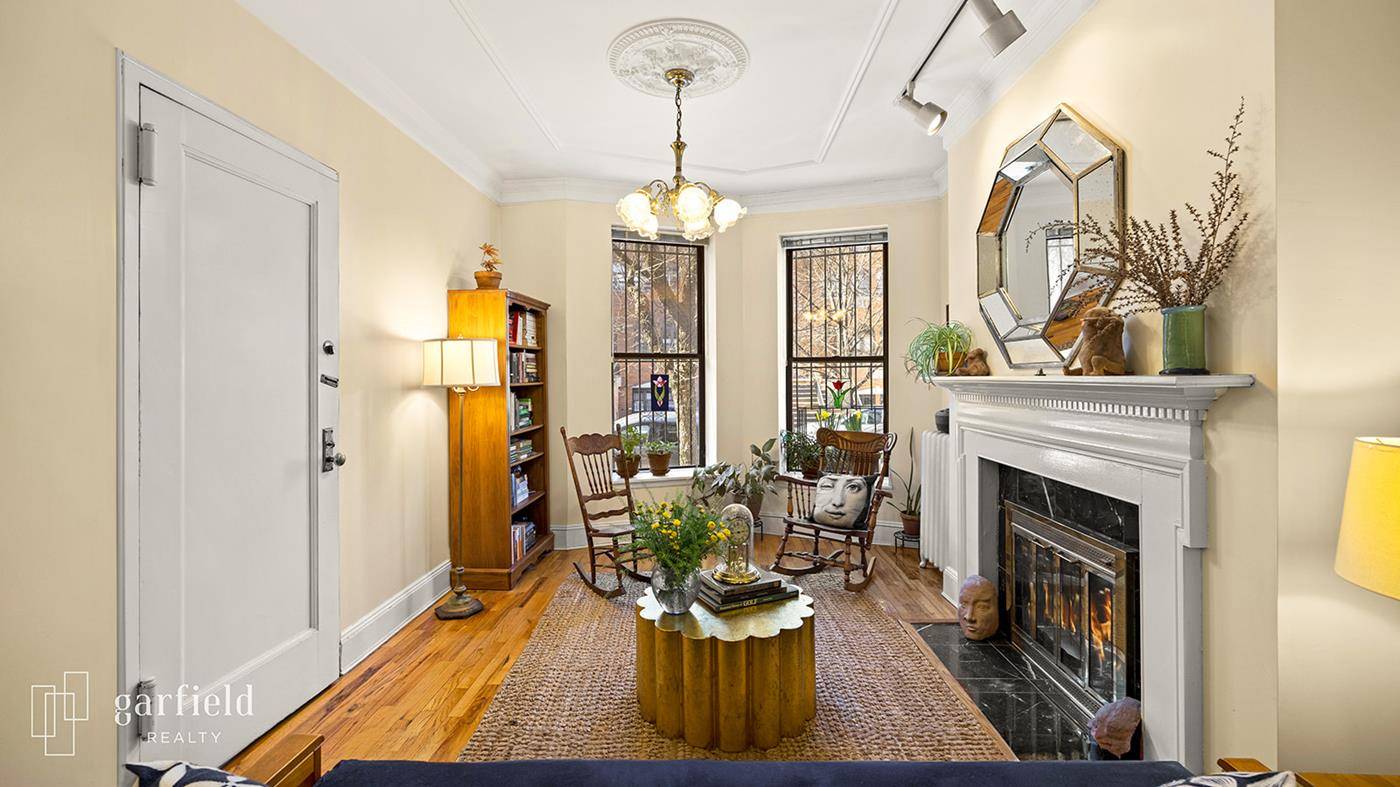 Brooklyn, NY 11215,279 1st Street #1-B