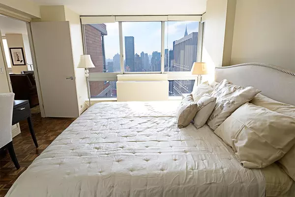 Manhattan, NY 10022,235 E 55th Street #45-B