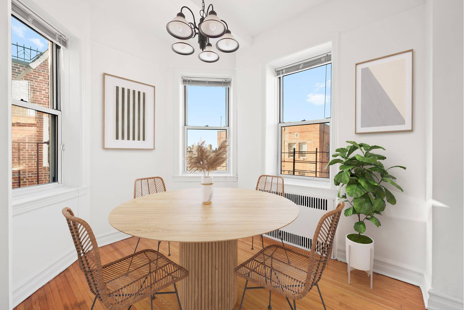 Queens, NY 11372,86-10 34TH Avenue #613
