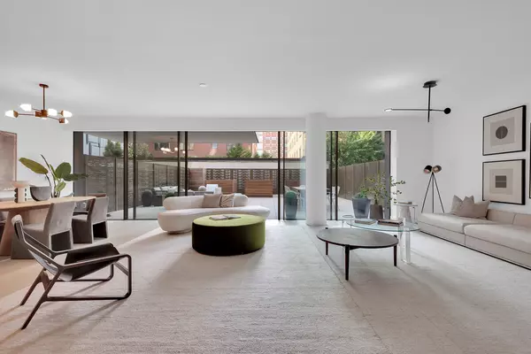 175 Chrystie Street #2W, Manhattan, NY 10002