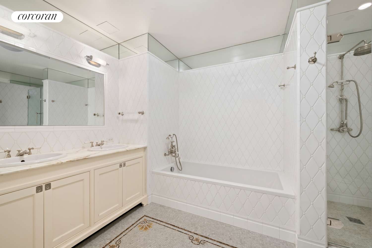 Manhattan, NY 10019,1 CENTRAL Park S #1807