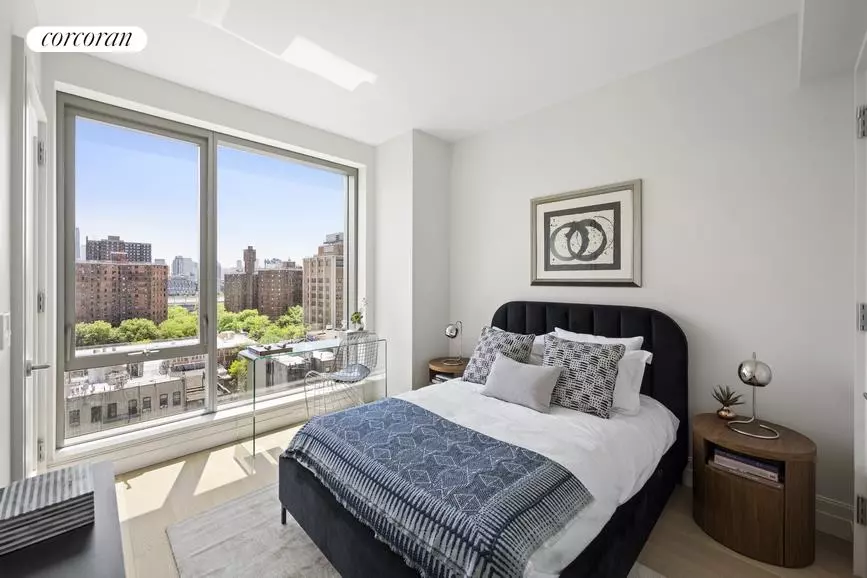 Manhattan, NY 10002,222 E BROADWAY #9A