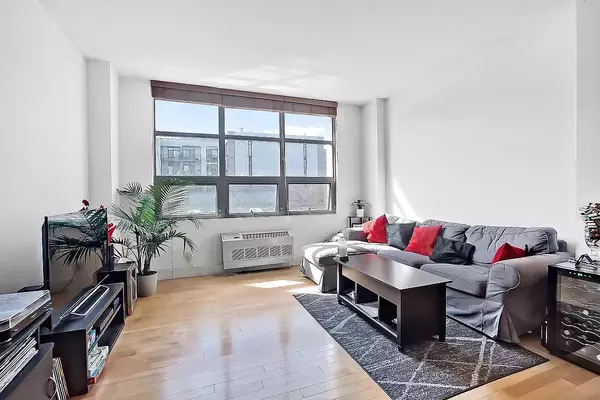 5-09 48th Avenue #2G, Queens, NY 11101