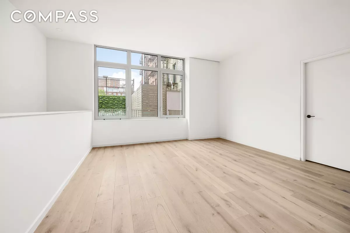 Manhattan, NY 10002,66 Clinton Street #1A