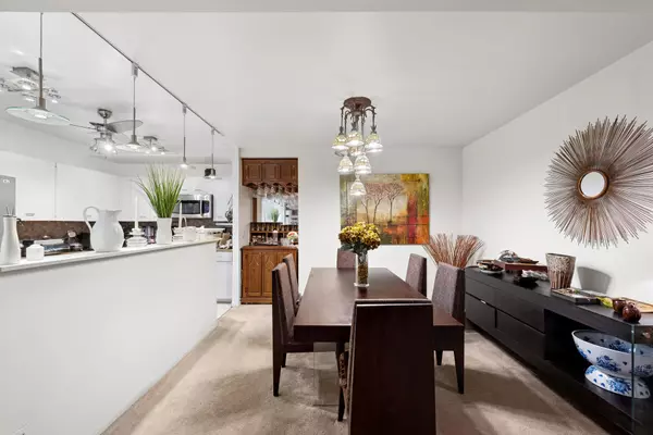 Manhattan, NY 10022,301 E 52ND Street #3C