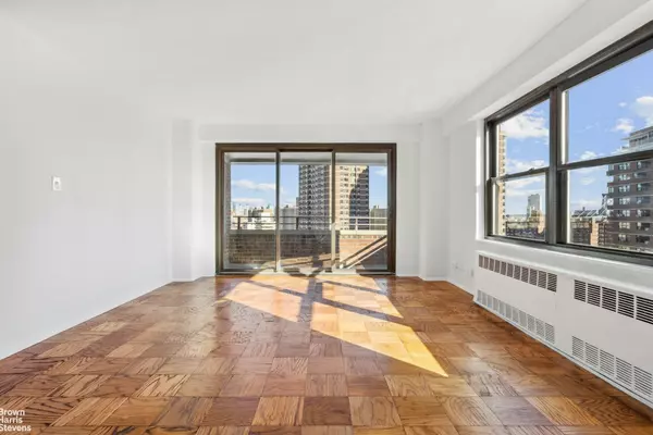 Manhattan, NY 10002,417 GRAND Street #D1403