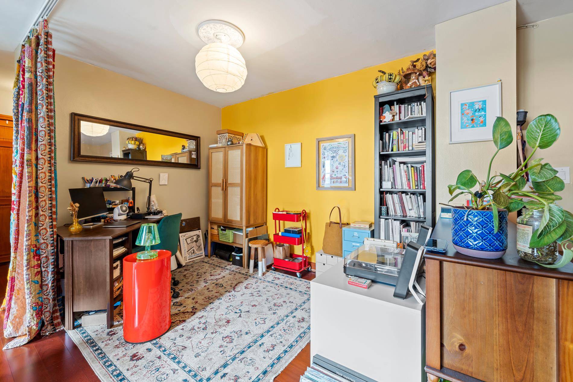 Queens, NY 11375,70-25 Yellowstone Boulevard #17
