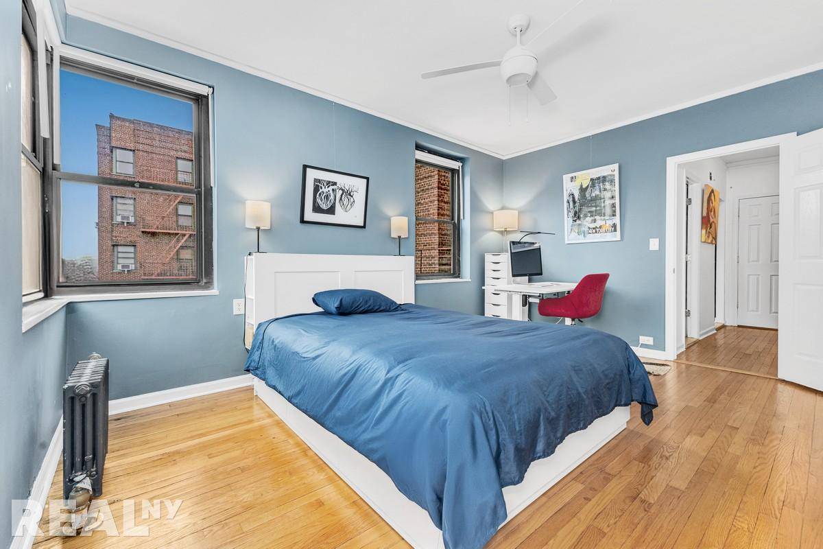 Queens, NY 11372,34-41 78th Street #4D