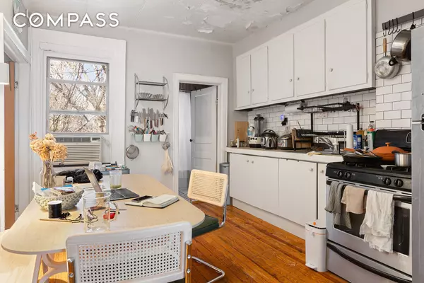 Brooklyn, NY 11211,96 Roebling Street