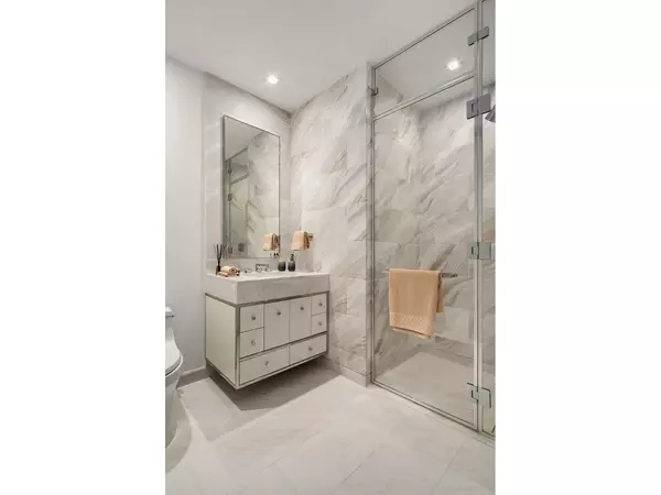 Manhattan, NY 10022,138 E 50TH Street #41B