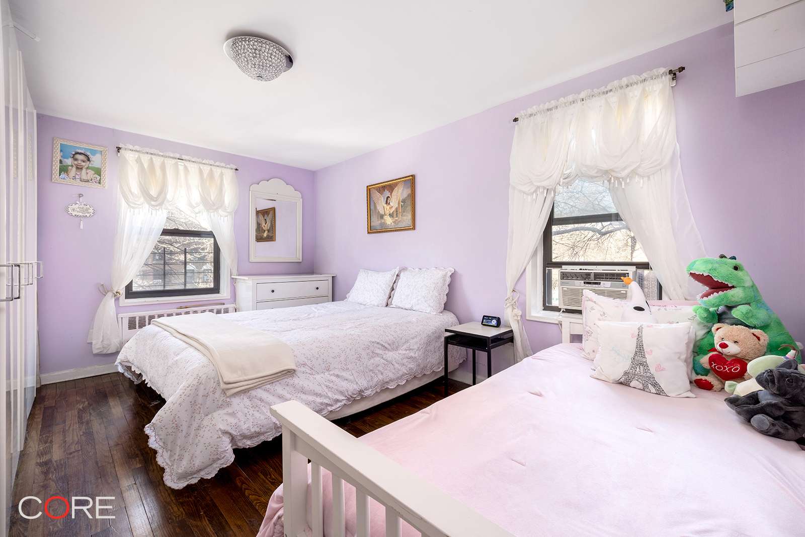 Queens, NY 11372,88-10 34th Avenue #3A