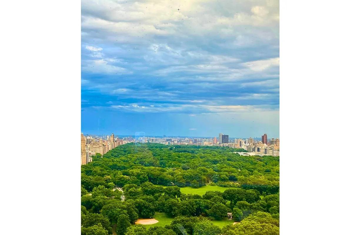 Manhattan, NY 10019,217 W 57TH Street #36C