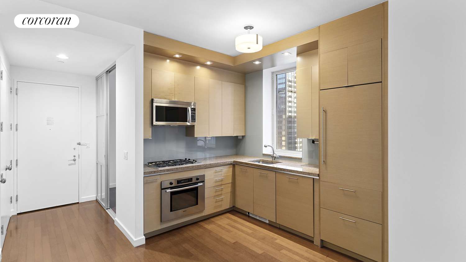 Manhattan, NY 10019,1600 BROADWAY #17A