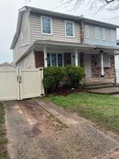 230 WOODROW Road, Statenisland, NY 10312