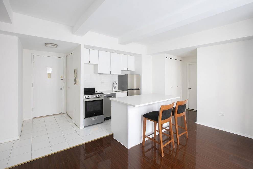 150 W 51st Street #1730, Manhattan, NY 10019