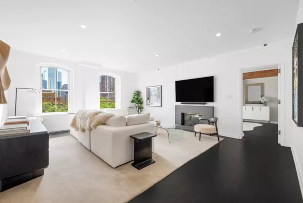 44 LAIGHT Street #6C, Manhattan, NY 10013