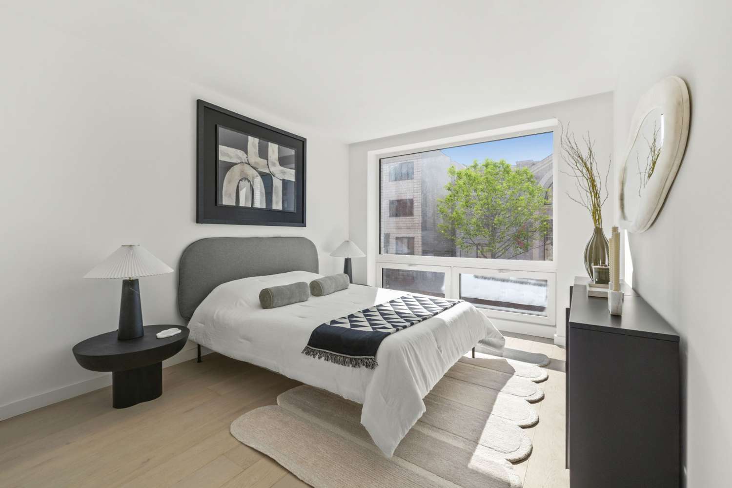 Brooklyn, NY 11222,123 MESEROLE Avenue #3