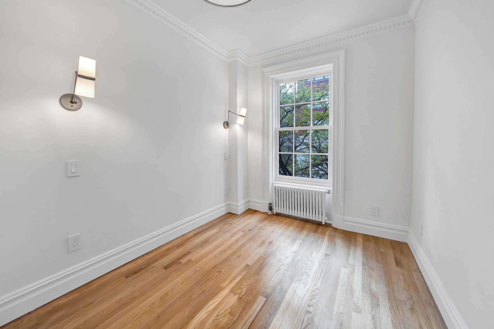 Manhattan, NY 10014,422 Hudson Street #PH