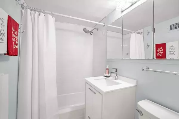Manhattan, NY 10016,139 E 33rd Street #14A