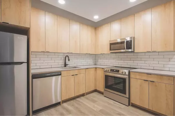 Manhattan, NY 10035,1856 PARK Avenue #6B