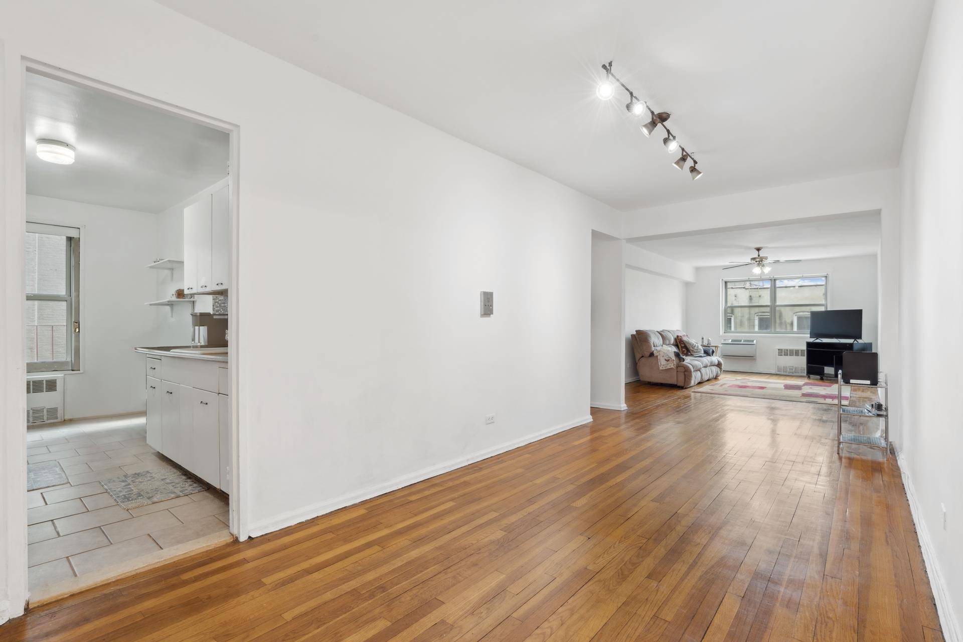1010 SHERMAN Avenue #4A, Bronx, NY 10456