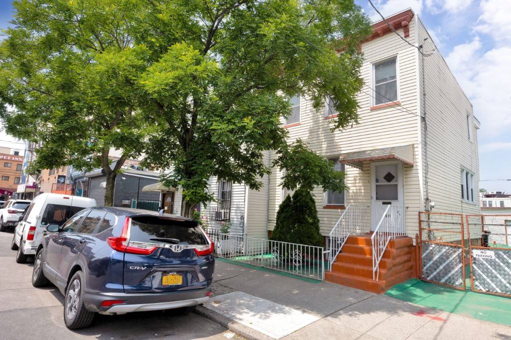 1619 George Street, Queens, NY 11385