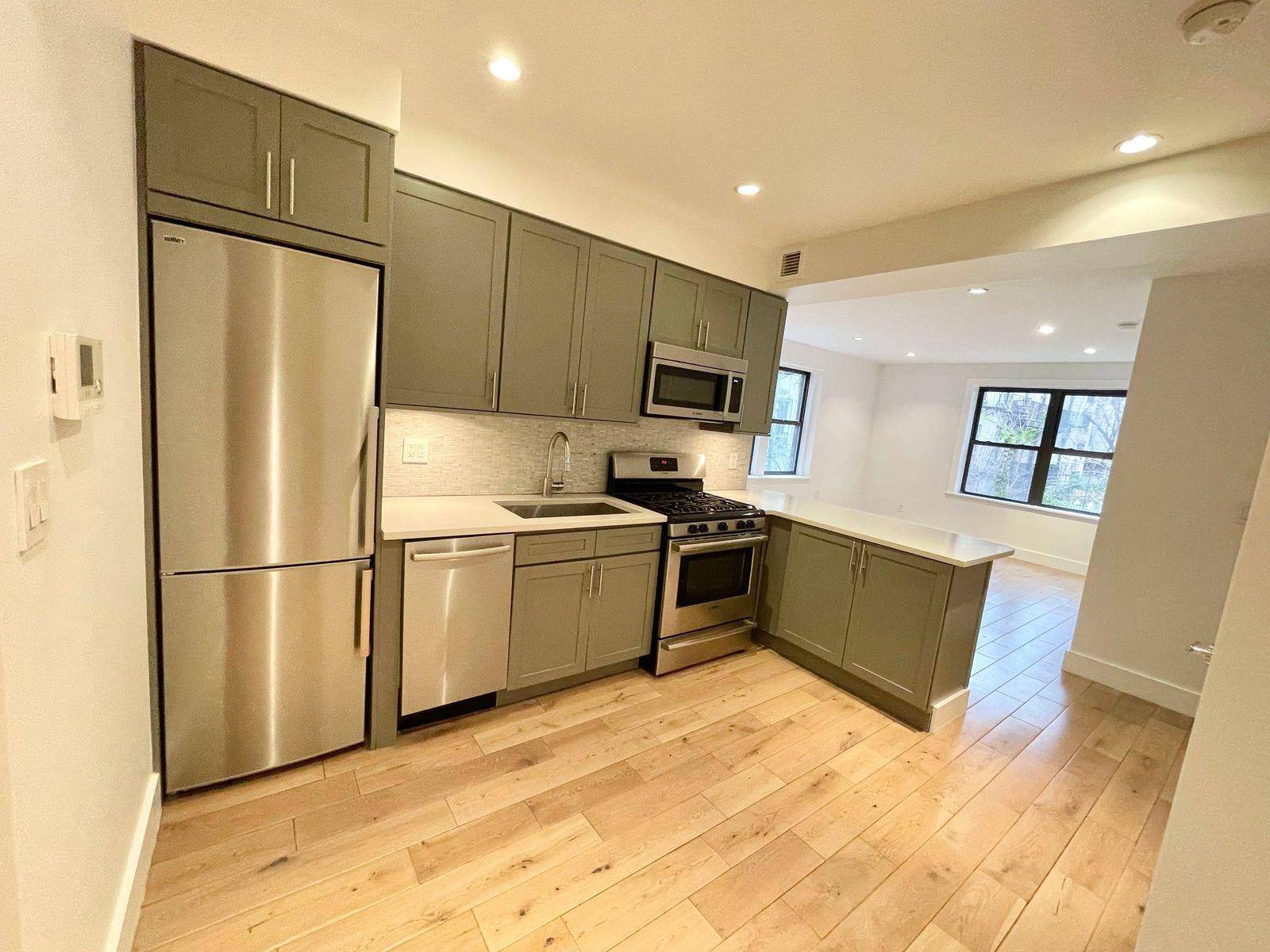 361 E 50th Street #2-H, Manhattan, NY 10022