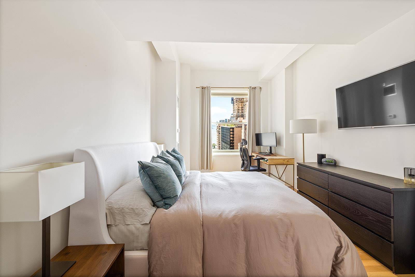 Manhattan, NY 10006,88 GREENWICH Street #2303