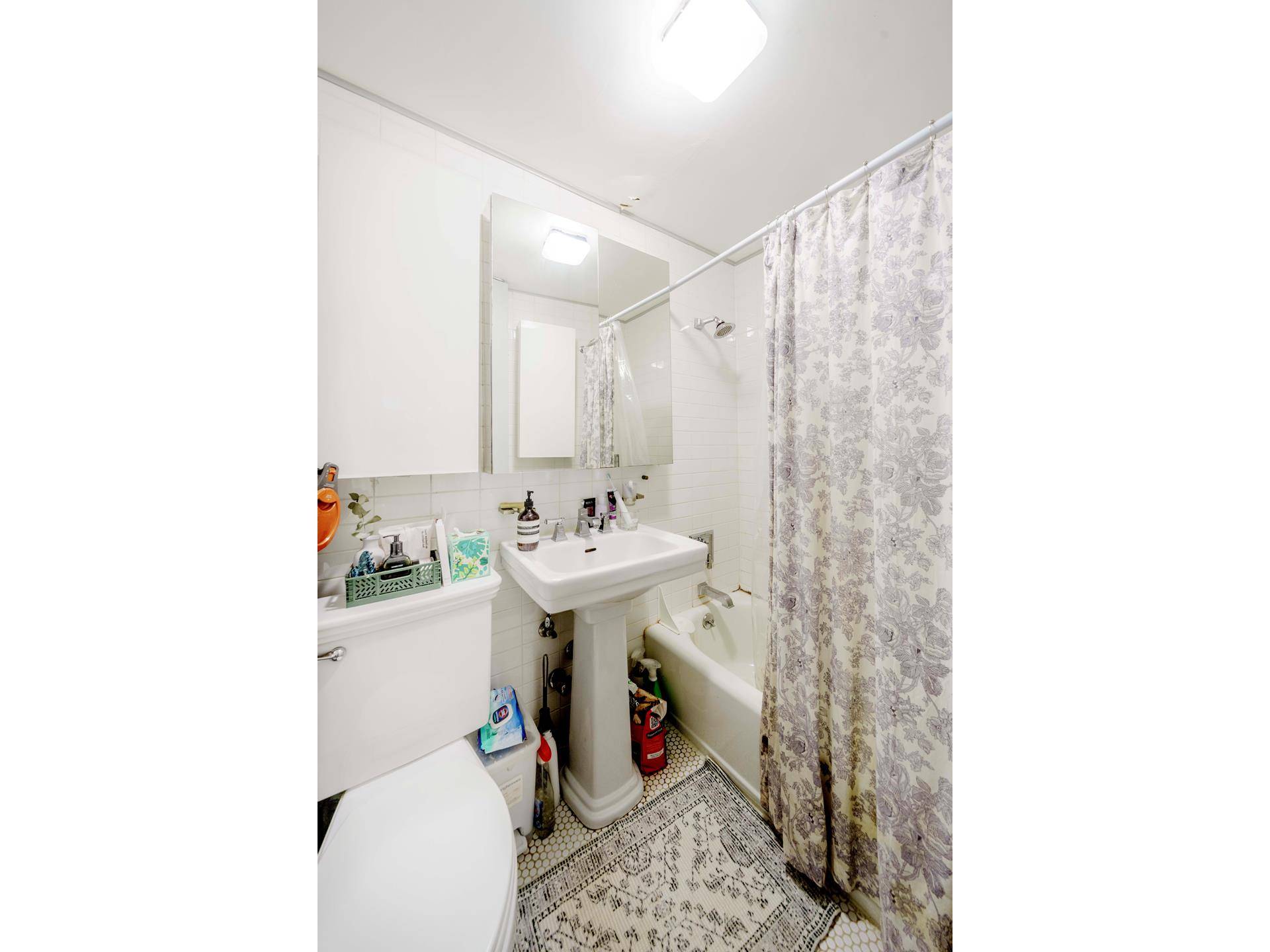 223 E 78TH Street #2B, Manhattan, NY 10075