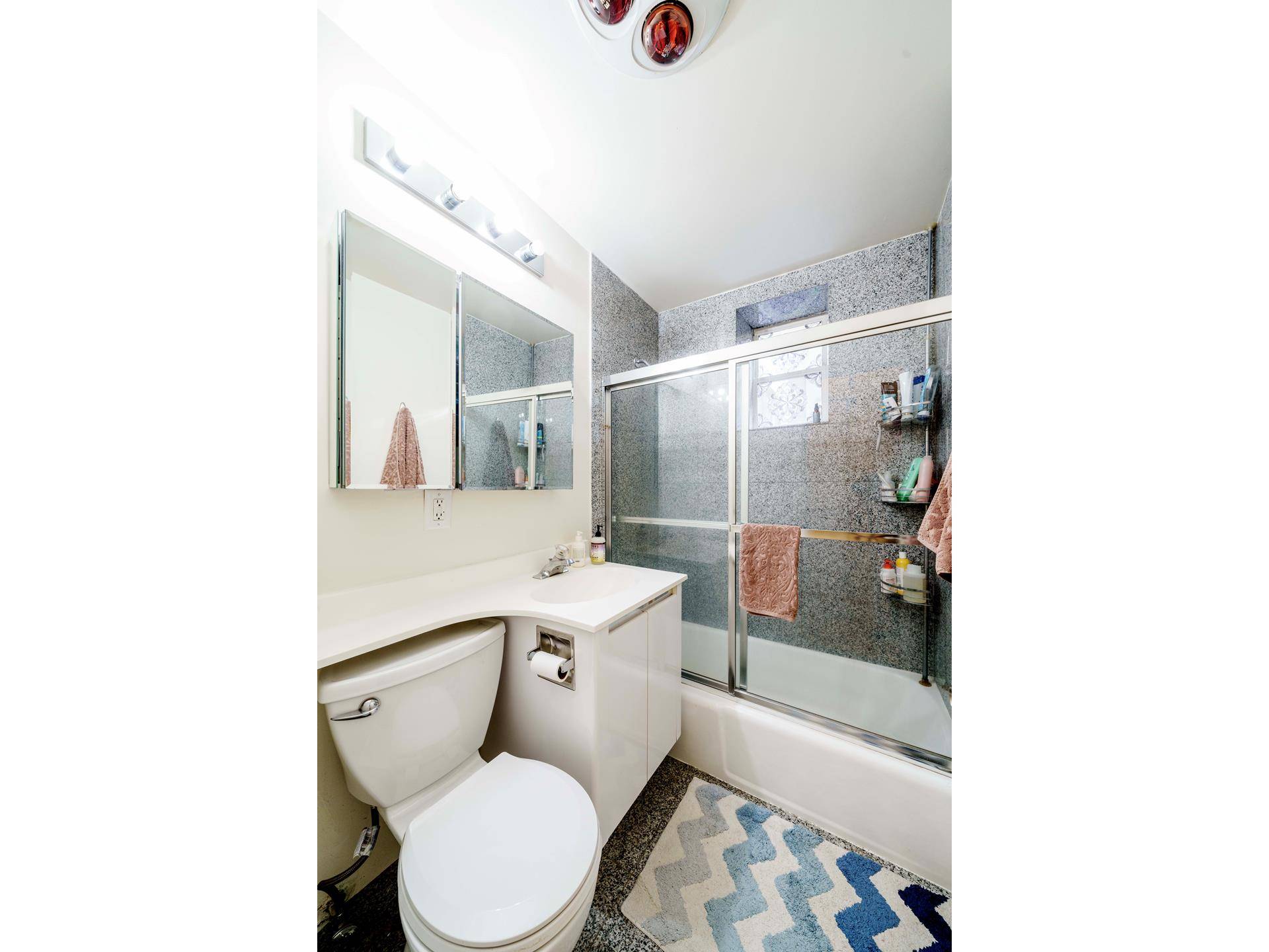 12 CHARLES Street #1A, Manhattan, NY 10014