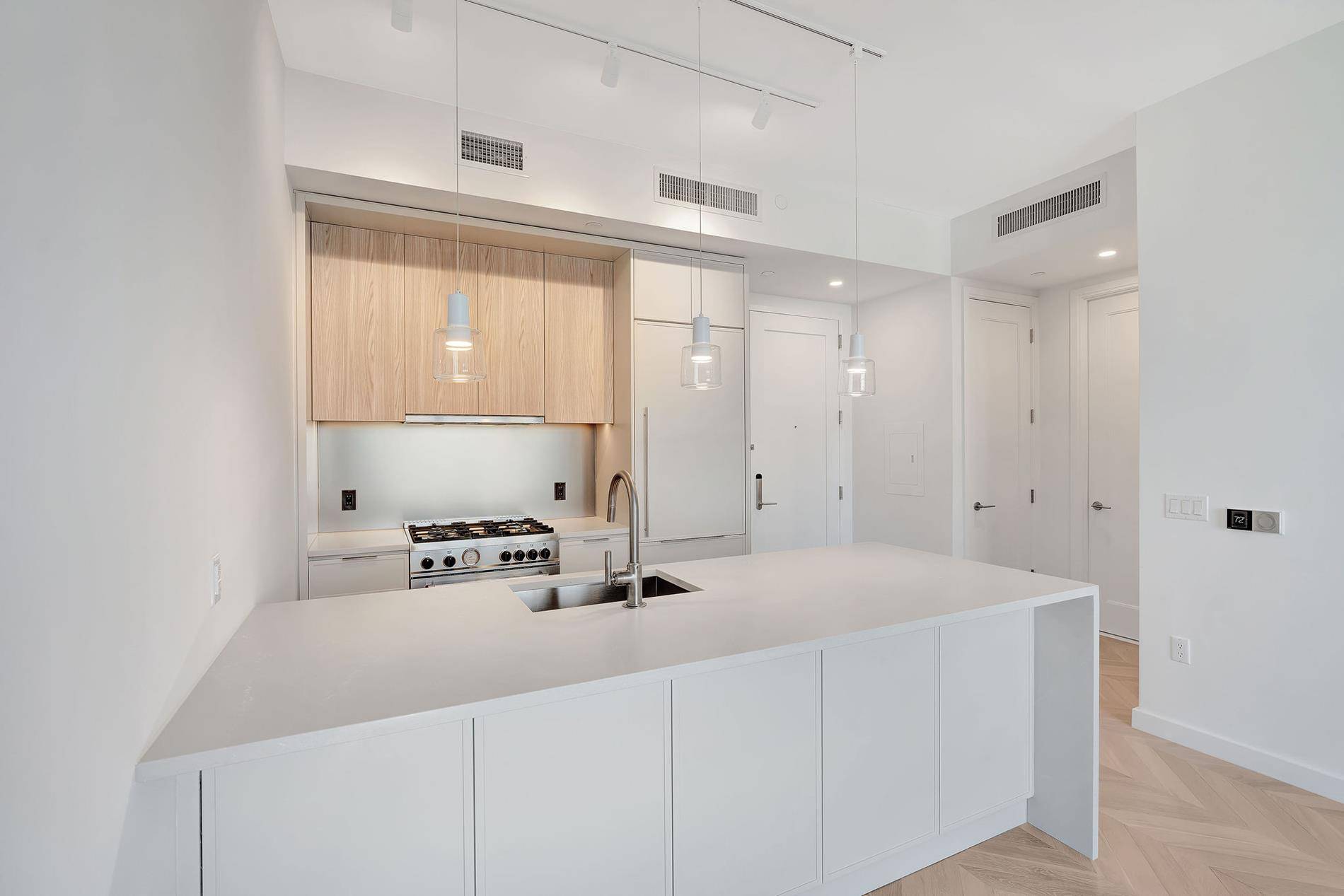 29-18 41st Avenue #21-B, Queens, NY 11101