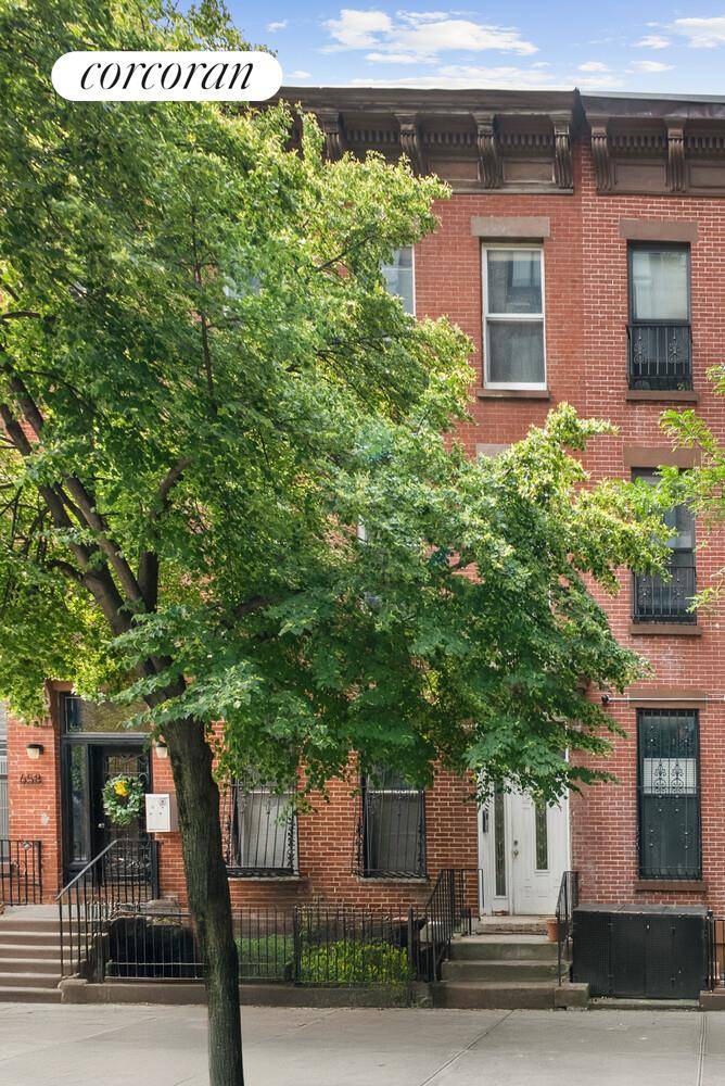 656 DEAN Street, Brooklyn, NY 11238