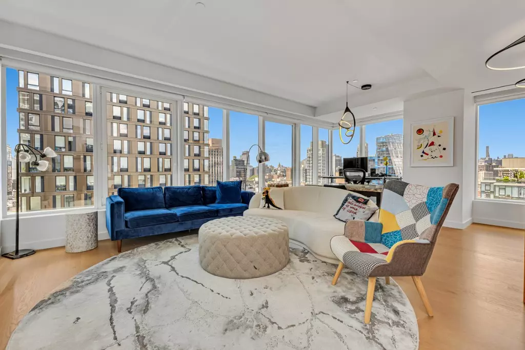 Manhattan, NY 10013,202 Broome Street #11A