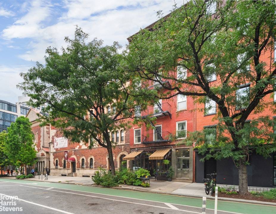 Manhattan, NY 10011,195 10TH Avenue