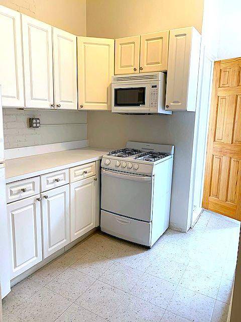 257 W 10th Street #5-W, Manhattan, NY 10011