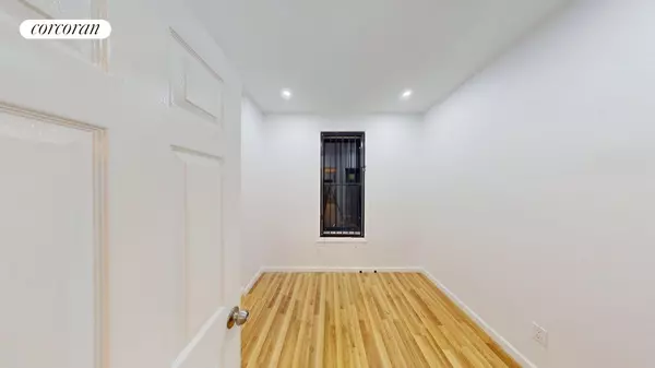 Brooklyn, NY 11213,949 PROSPECT Place #4