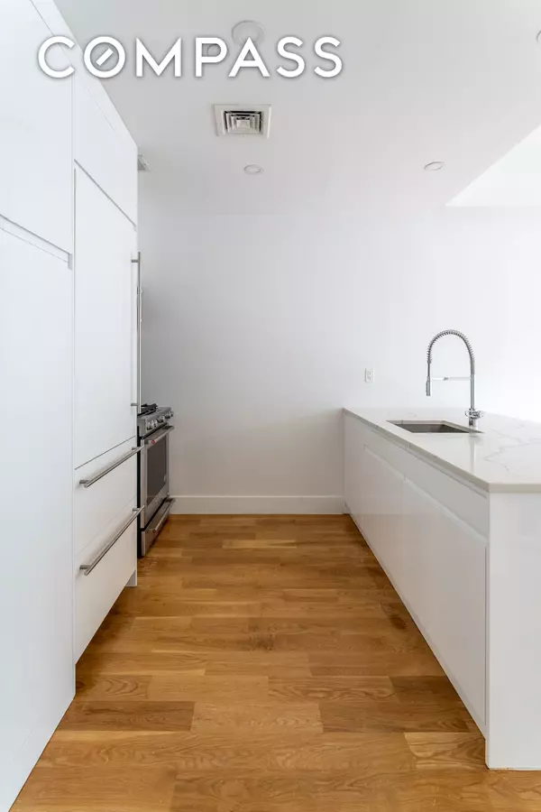 Brooklyn, NY 11211,21 Powers Street #3A