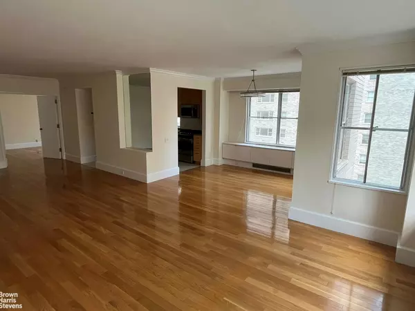 Manhattan, NY 10019,60 W 57TH Street #11B