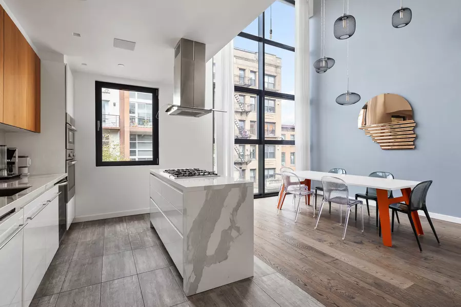 114 S 2ND Street #2, Brooklyn, NY 11249